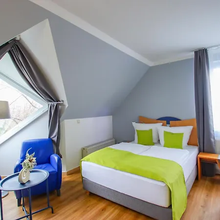 Inselhotel Kleiner Bodden 3* Buschvitz