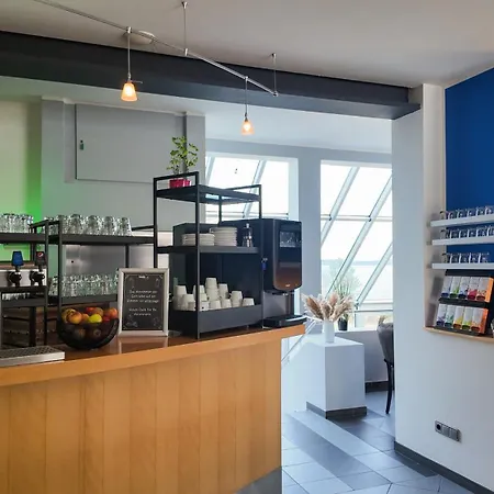 Inselhotel Kleiner Bodden Hotell 3*