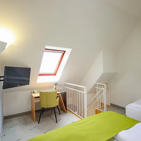 Inselhotel Kleiner Bodden Buschvitz