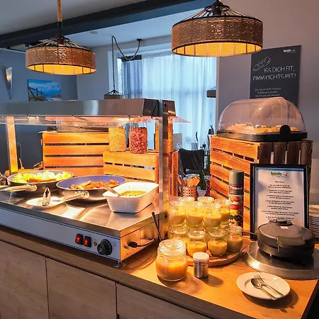 Inselhotel Kleiner Bodden 3* Buschvitz