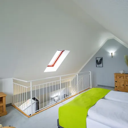 Inselhotel Kleiner Bodden فندق