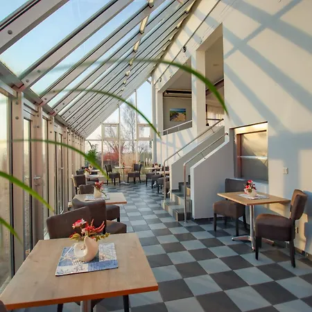 فندق Inselhotel Kleiner Bodden Buschvitz