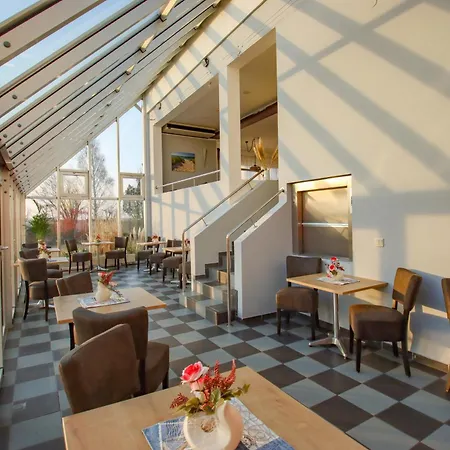 Inselhotel Kleiner Bodden Buschvitz