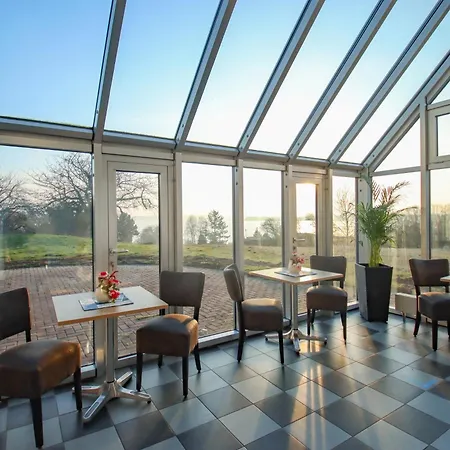 Inselhotel Kleiner Bodden Hotell 3*