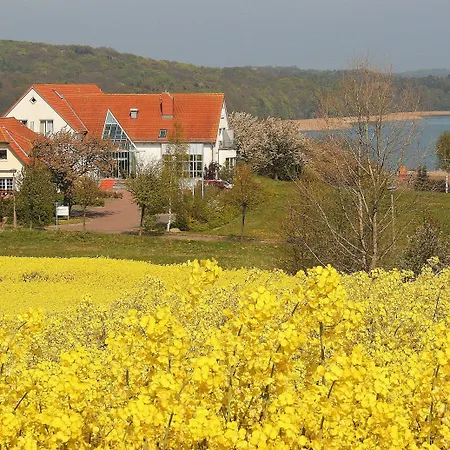 Hotel Inselhotel Kleiner Bodden 3*
