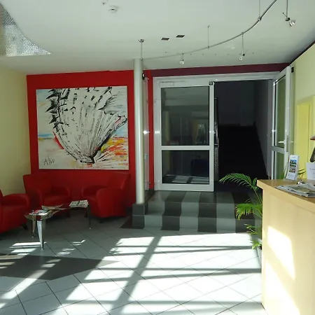 فندق Inselhotel Kleiner Bodden