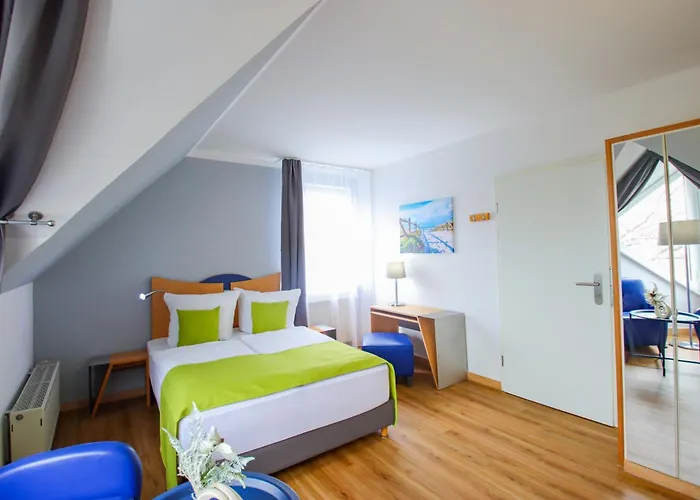 Inselhotel Kleiner Bodden 3* Buschvitz