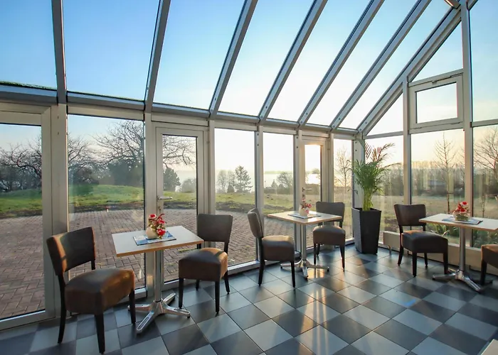 Inselhotel Kleiner Bodden Hotel 3*