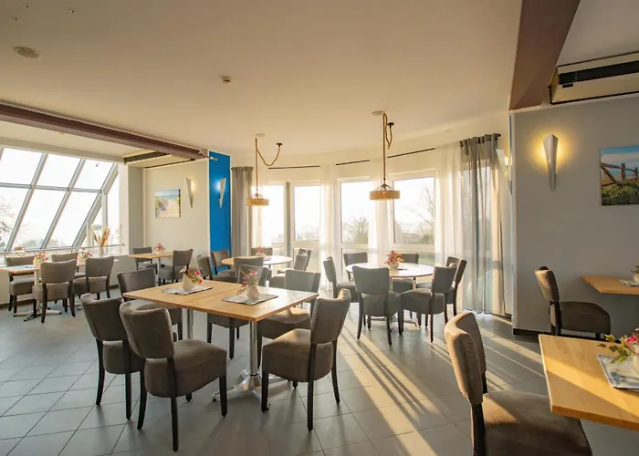 Inselhotel Kleiner Bodden Hotel Buschvitz