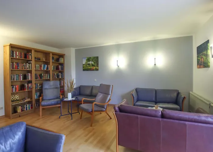 Inselhotel Kleiner Bodden 3*