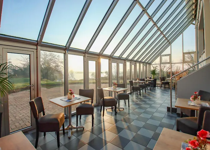 Inselhotel Kleiner Bodden 3* Buschvitz