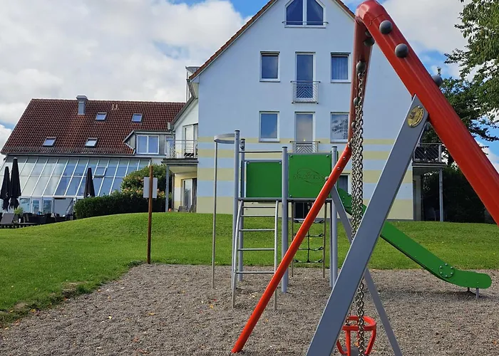 Inselhotel Kleiner Bodden 3* Buschvitz