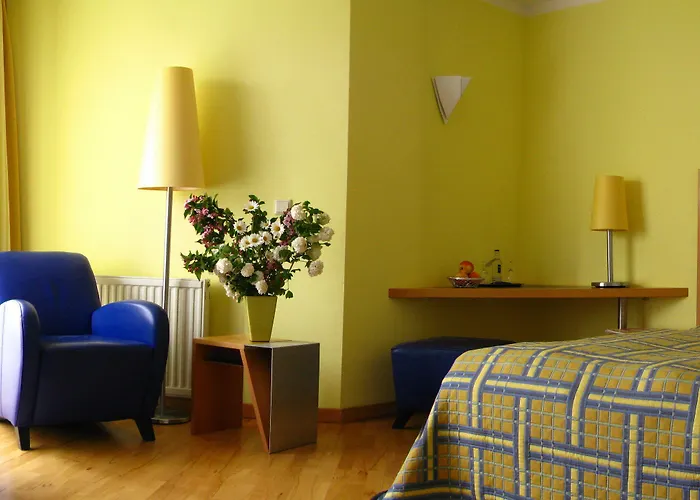 Inselhotel Kleiner Bodden 3*